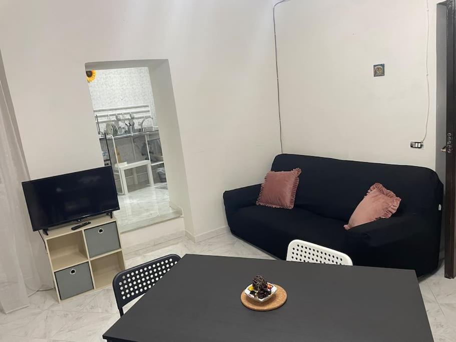 Apartment Emyesabi *